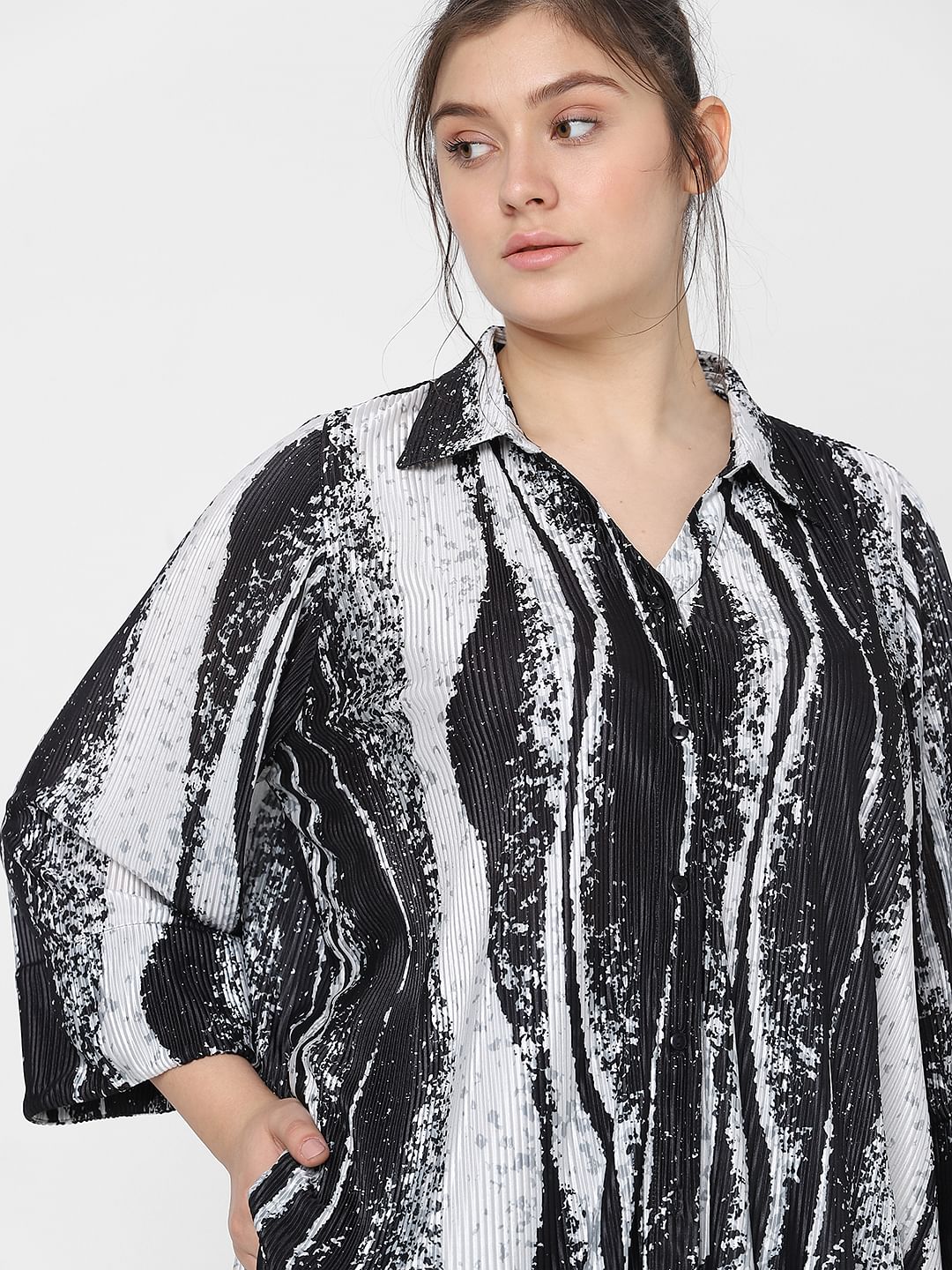 Curve Black Printed Pleated Co-Ord Set Shirt - Image 8