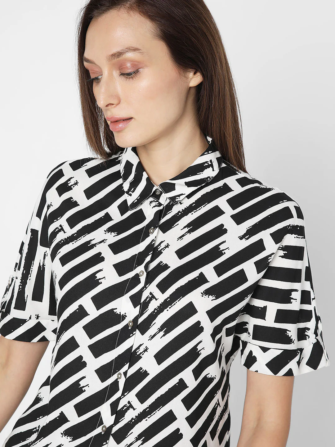 White Monochrome Shirt - Image 6