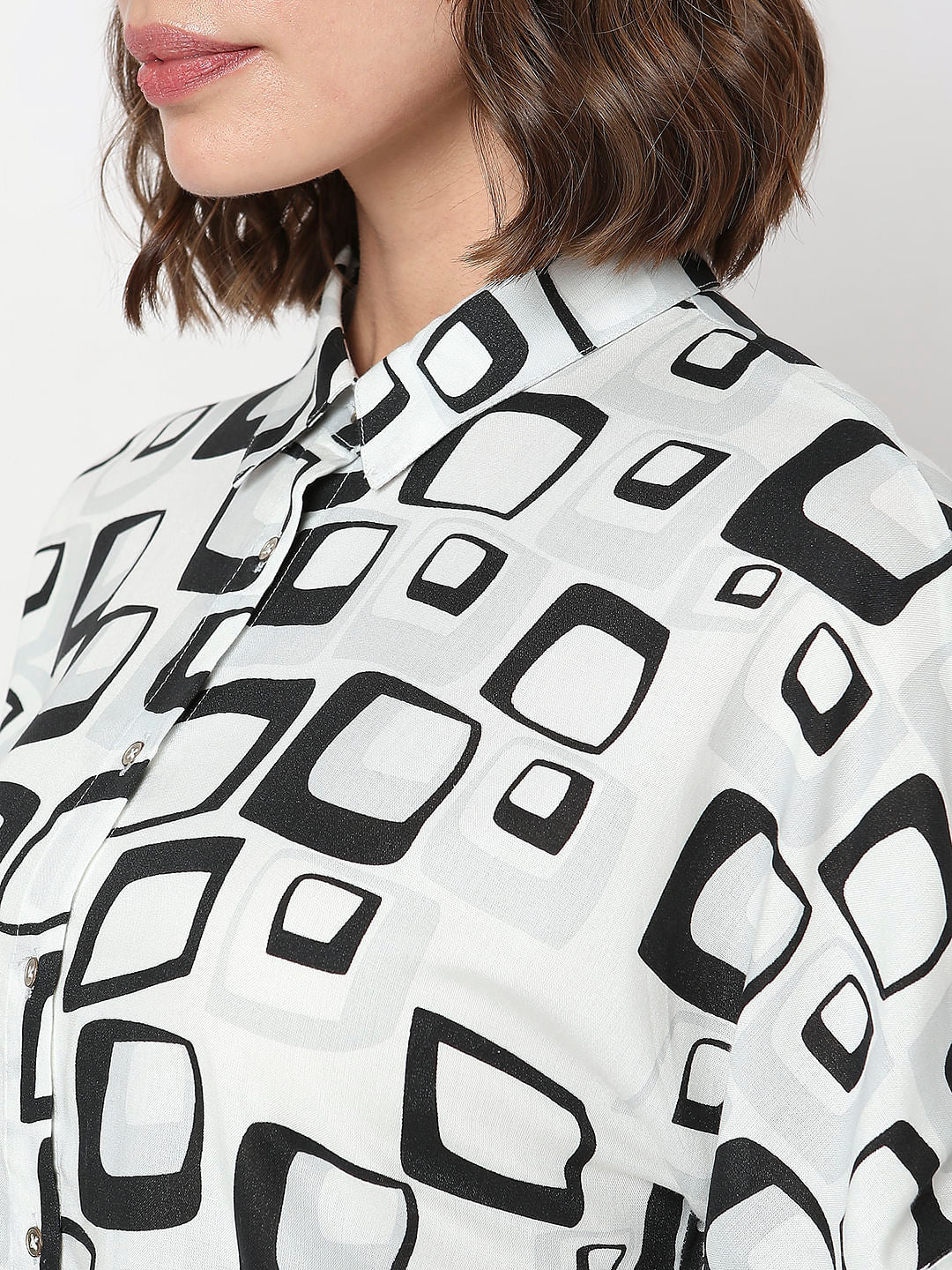 White Monochrome Printed Shirt - Image 8