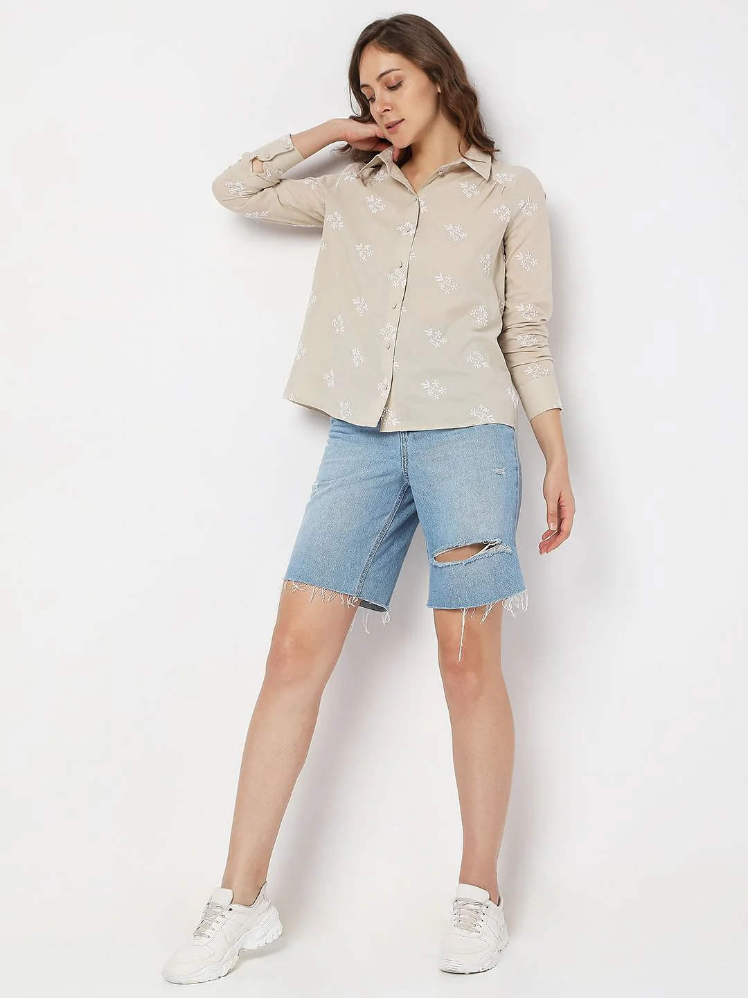 Beige Floral Embroidered Shirt - Image 5