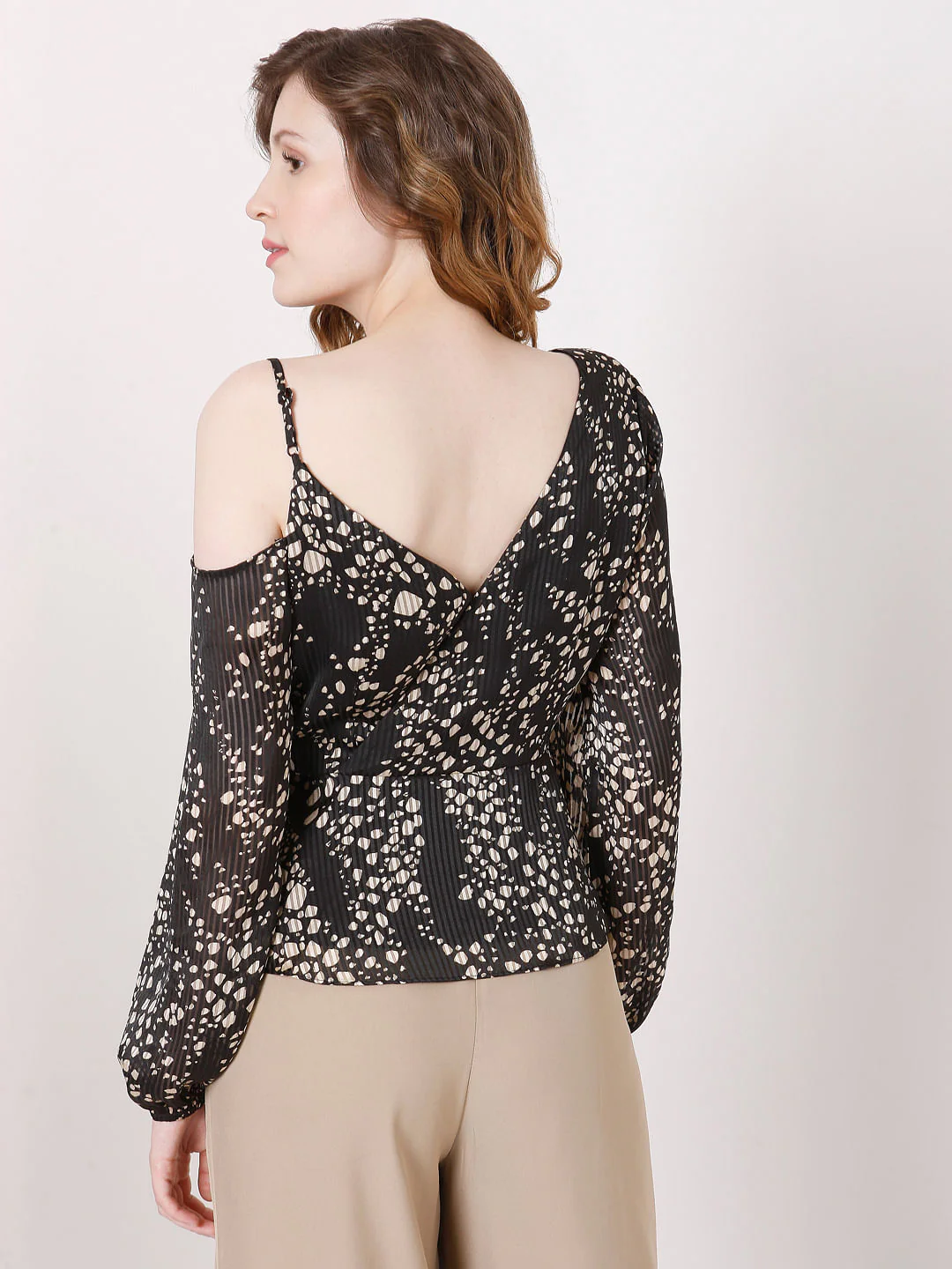 Black Cold Shoulder Pleated Top - Image 4