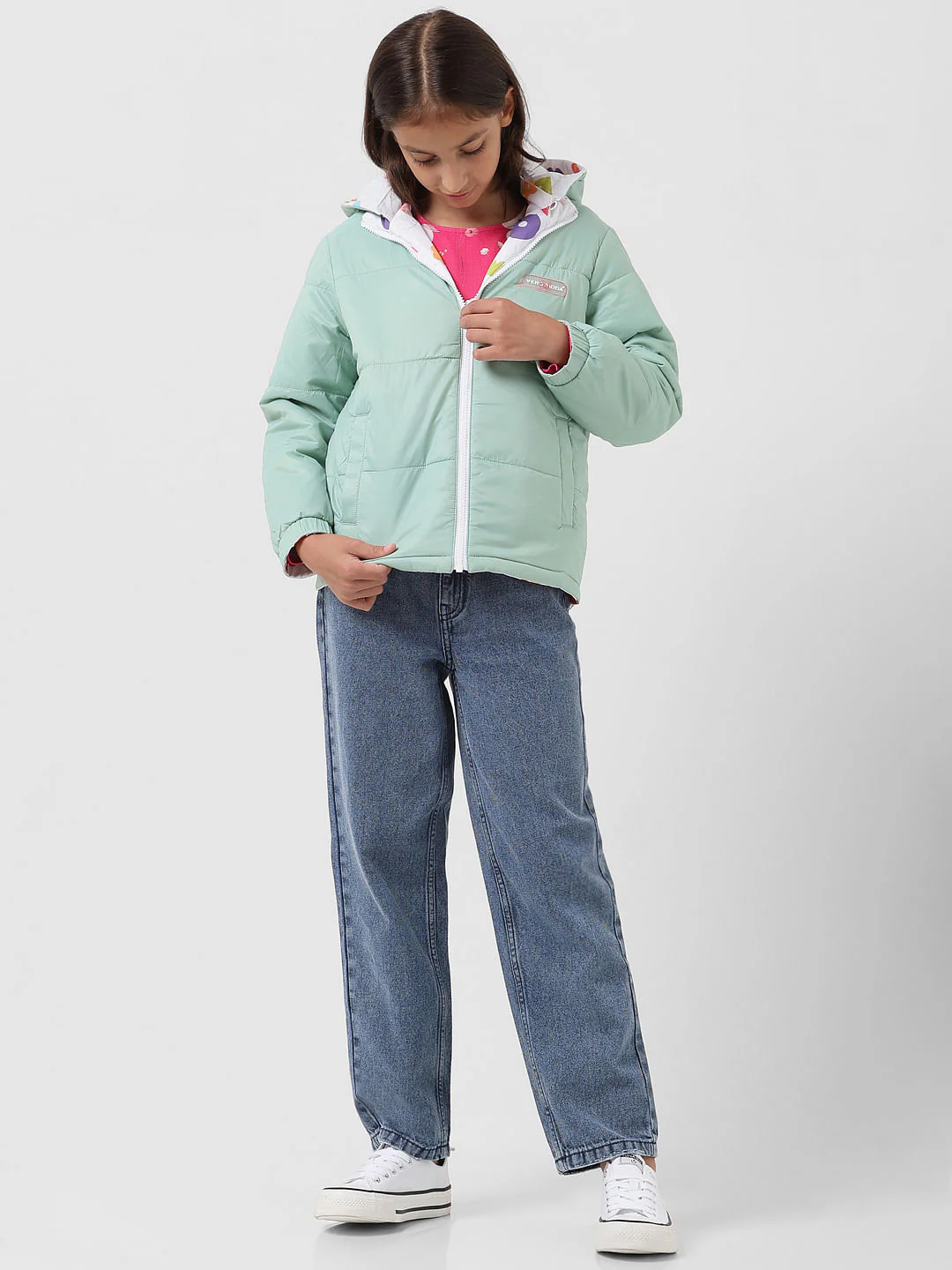 Girl White Printed Reversible Puffer Jacket - Image 4