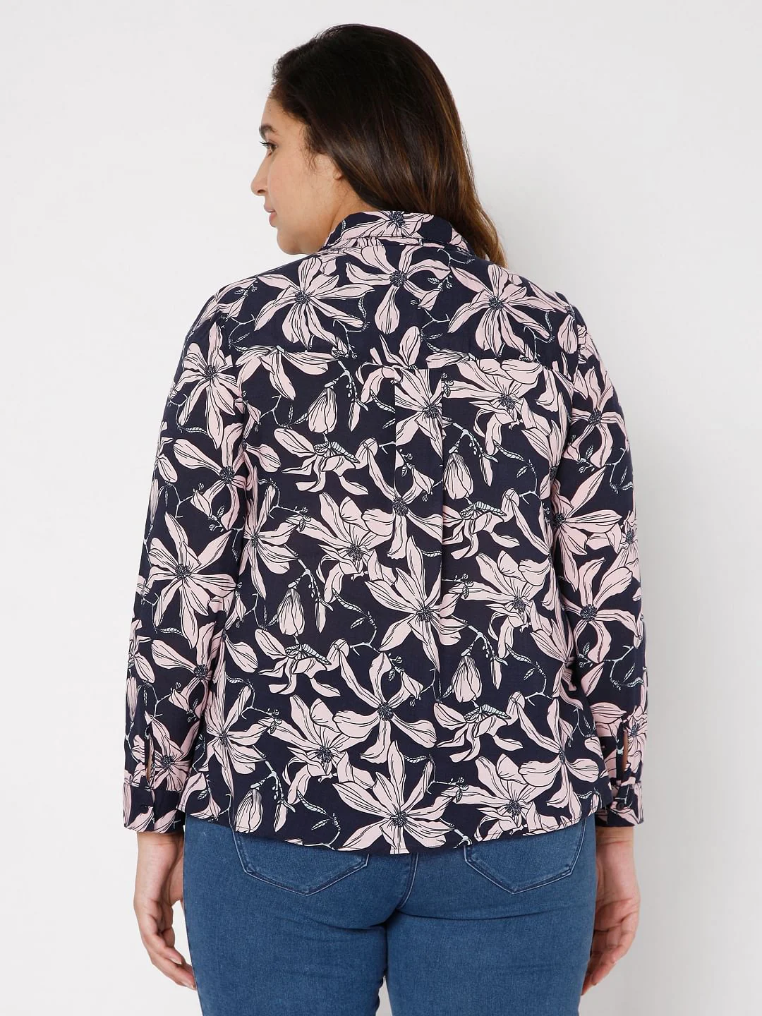 Curve Navy Blue Floral Print Shirt - Image 4