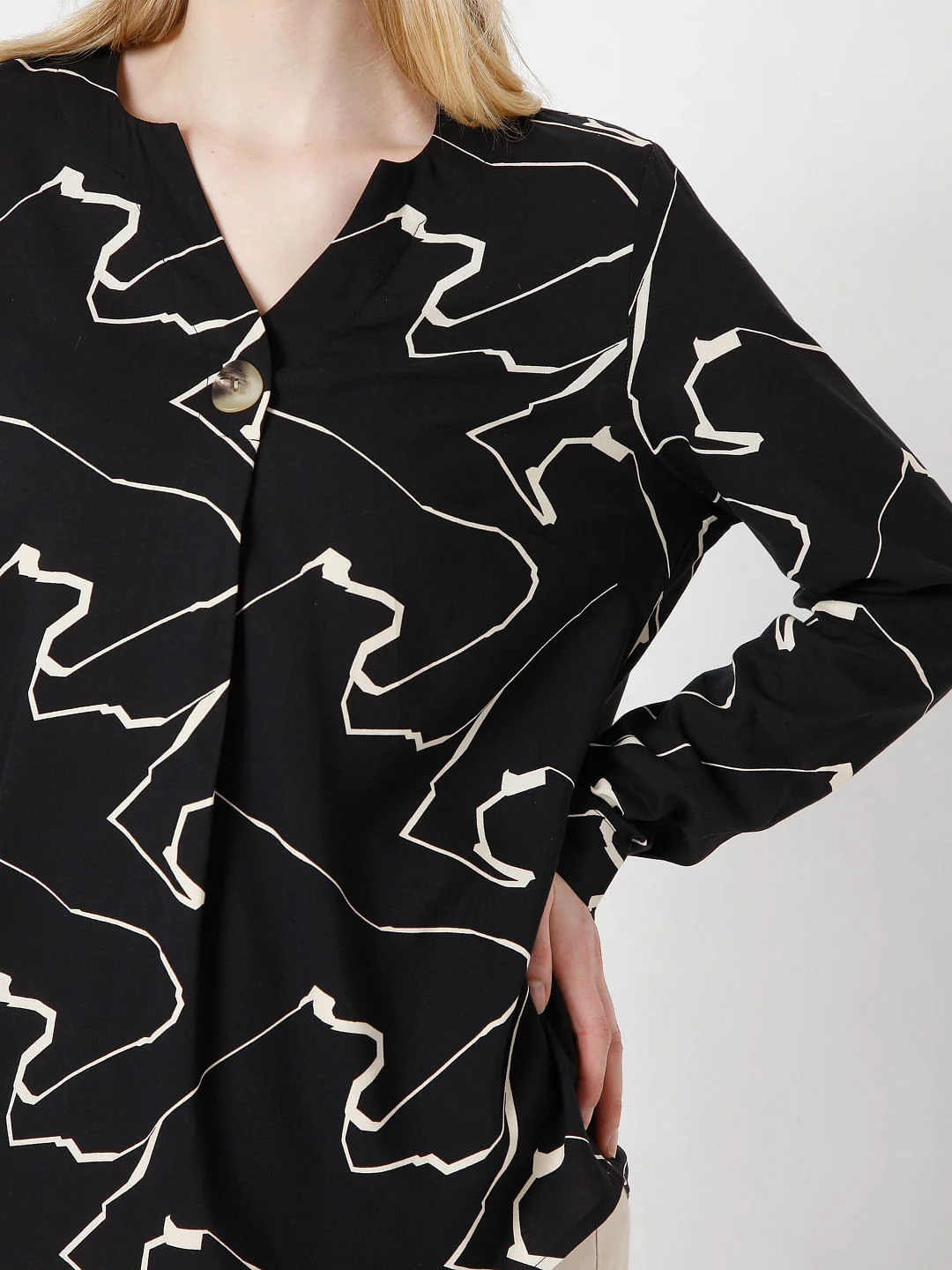 Black Abstract Print Top - Image 6