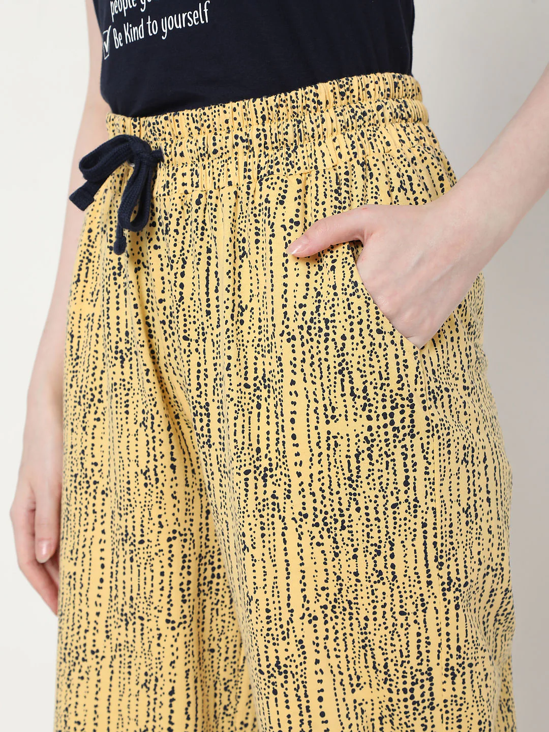 Black & Yellow Checklist Pyjama Set - Image 7