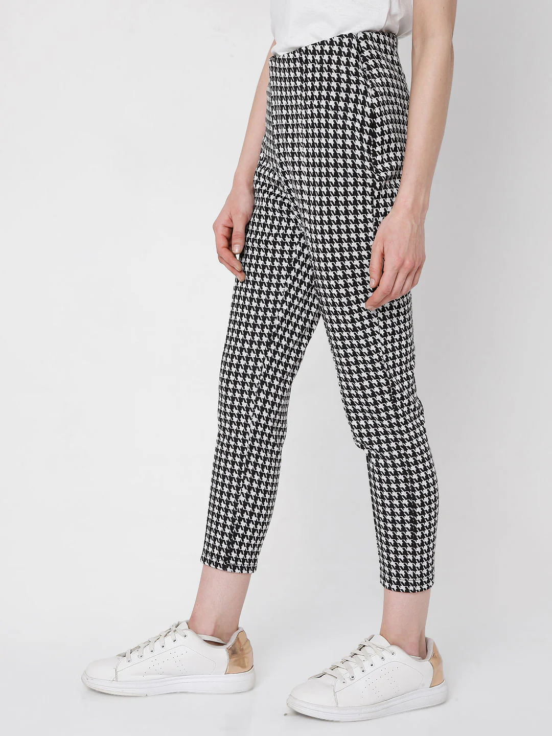 Black & White Houndstooth Print Jeggings - Image 3