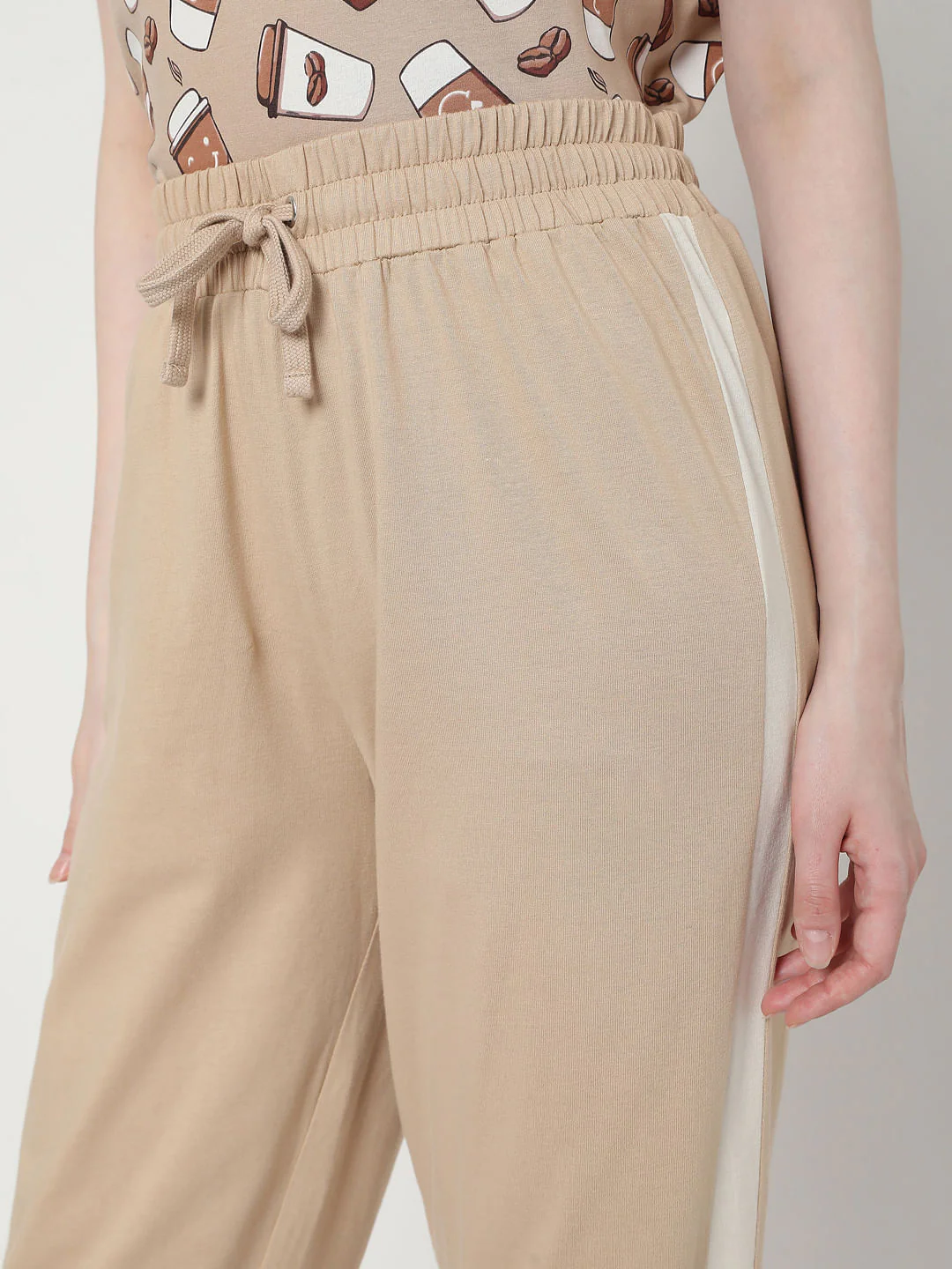 Brown Coffee Cup T-Shirt & Joggers Set - Image 7
