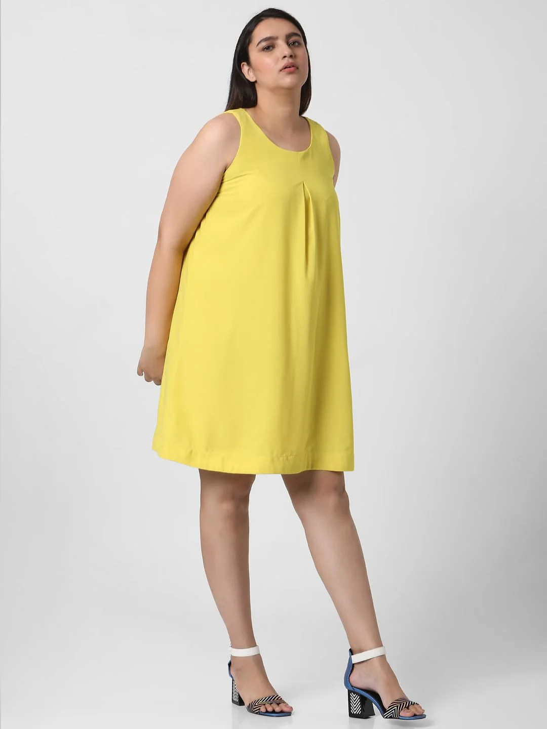 Curve Yellow Sleeveless Shift Dress - Image 3