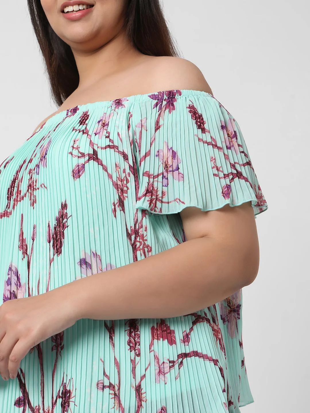 Curve Green Off Shoulder Floral Pleated Top - Image 6