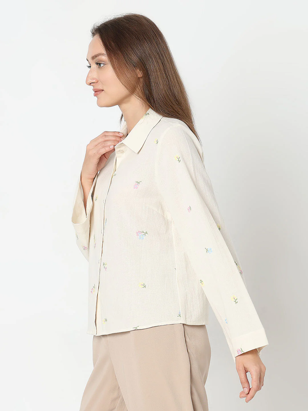 Off-White Embroidered Cotton Shirt - Image 3