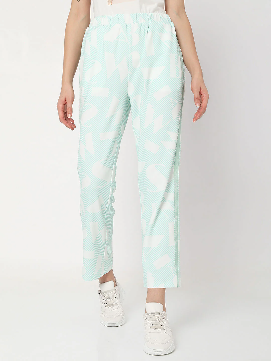 Green High Rise Printed Co-Ord Set Sweatpants - Image 2
