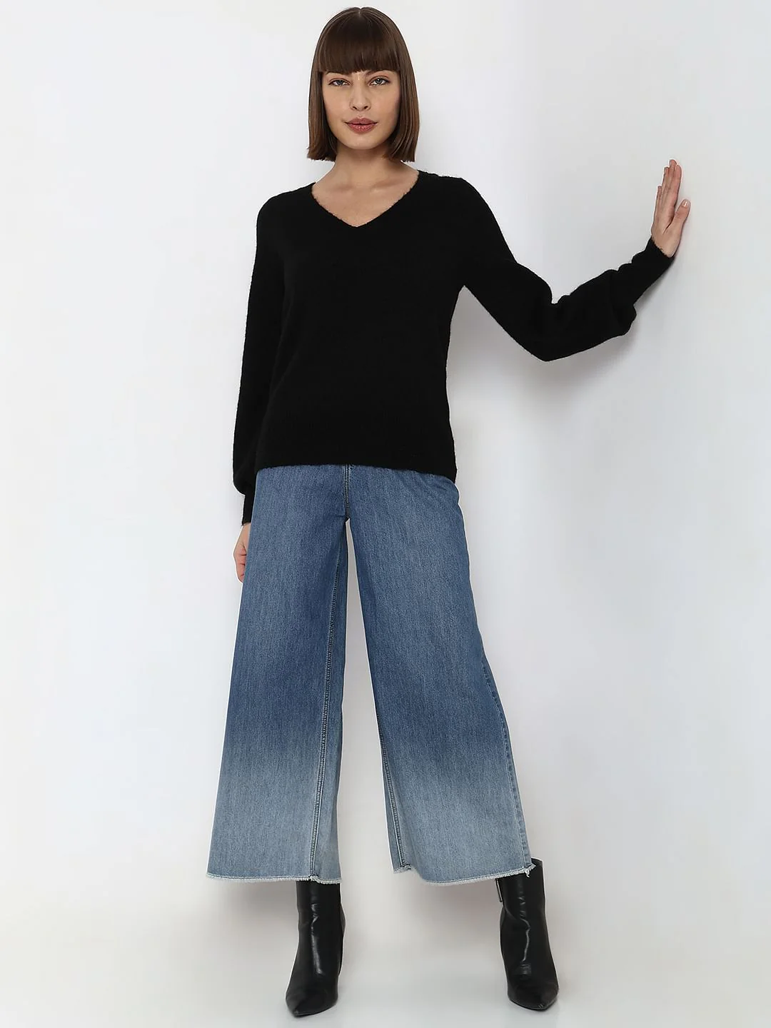 Black V-Neck Pullover - Image 5