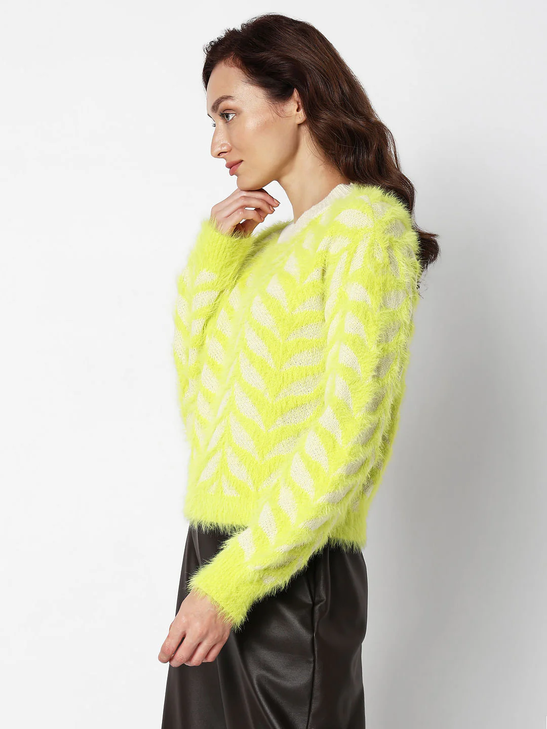 Lemon Green Fuzzy Yarn Pullover - Image 3