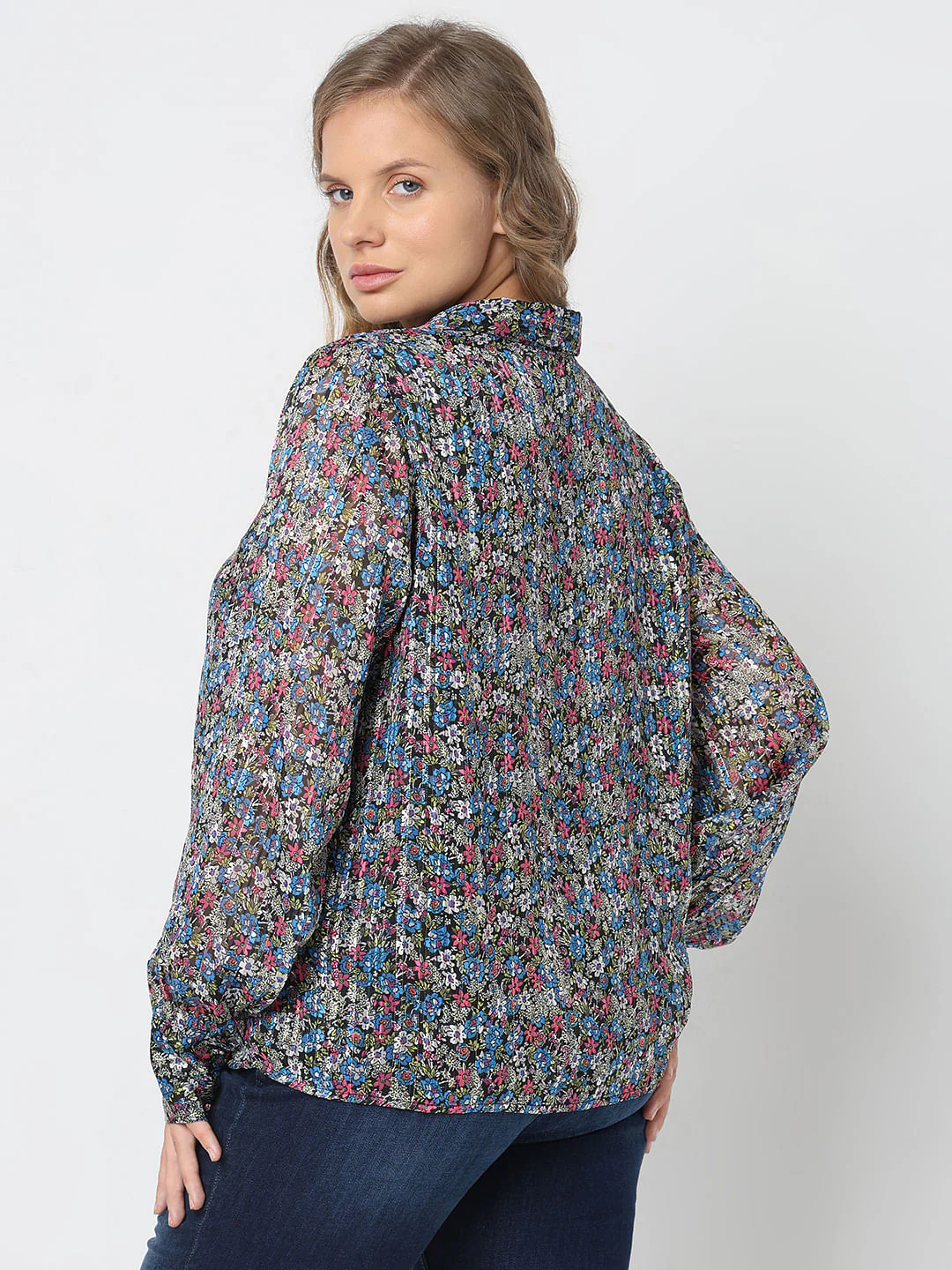 Curve Blue Floral Printed Shirt - Image 4