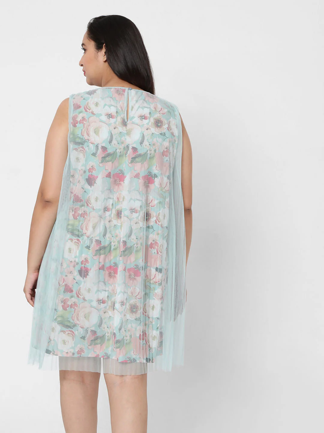 Curve Green Floral Mesh Layered Dress - Image 4