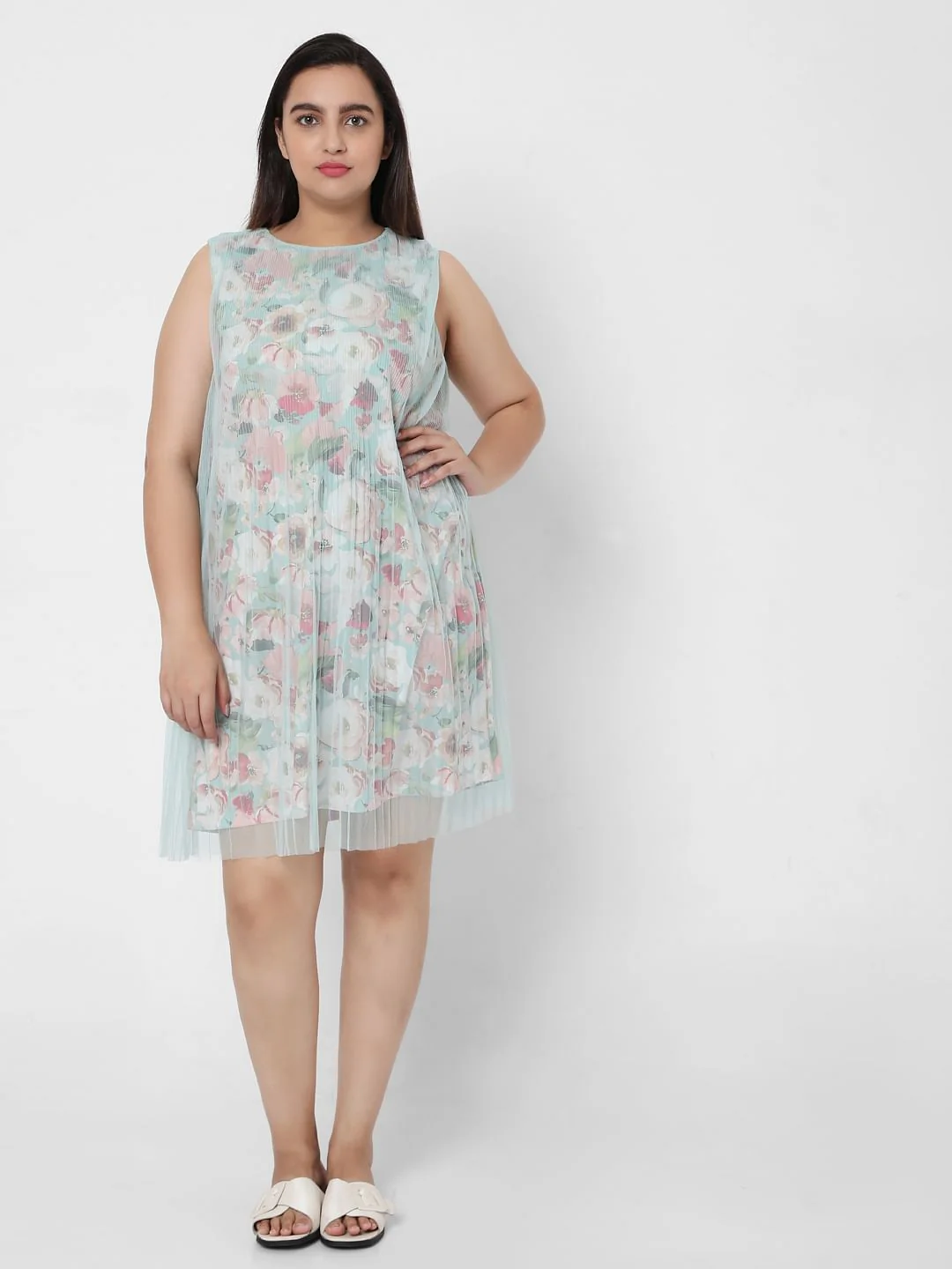 Curve Green Floral Mesh Layered Dress - Image 5