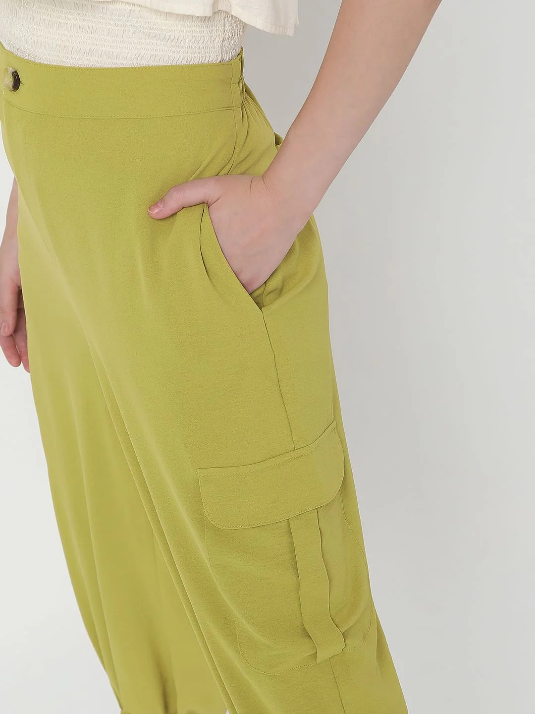 Green Mid Rise Cargo Pants - Image 5