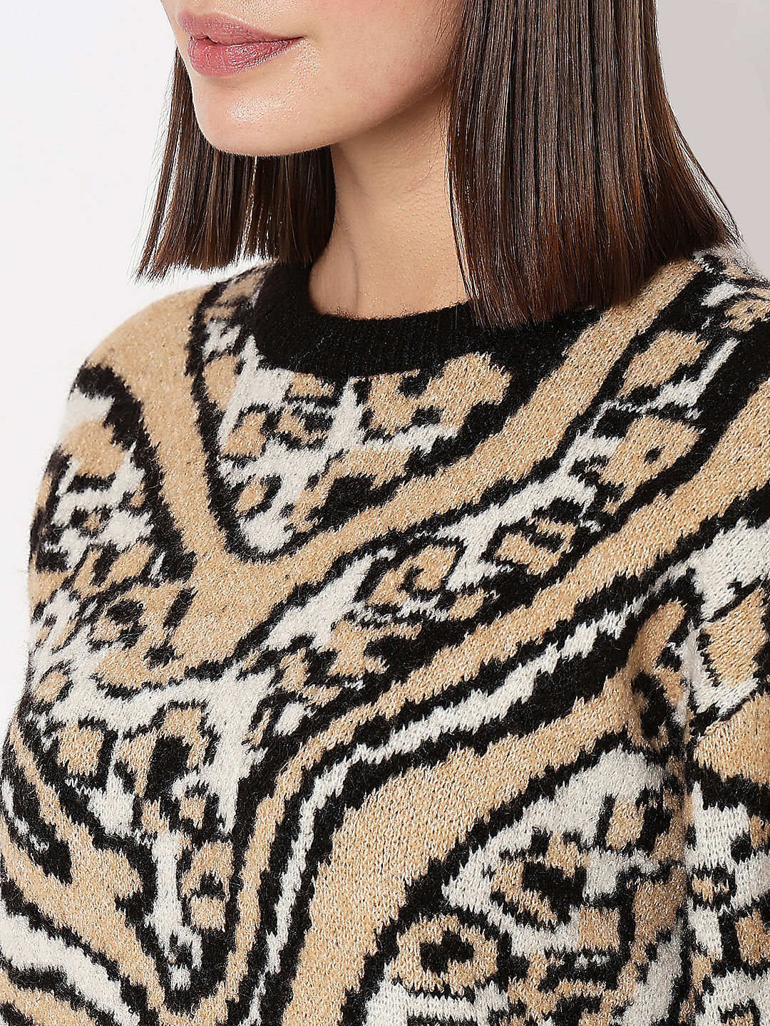 Black & Beige Printed Pullover - Image 8
