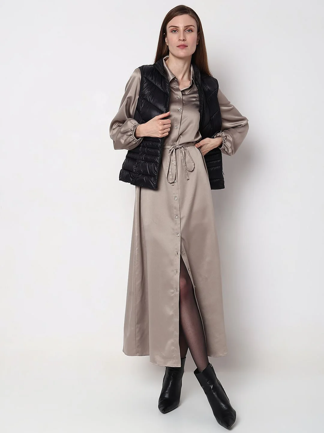 Black Sleeveless Puffer Jacket - Image 5
