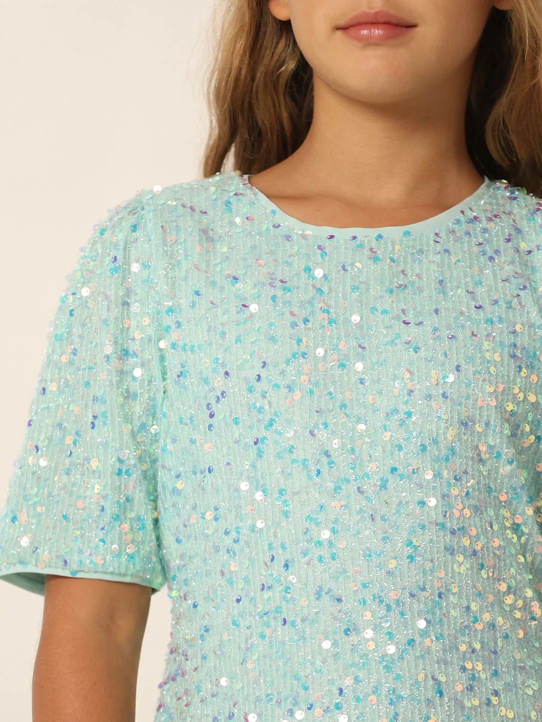 Light Green Sequin Detail Shift Dress - Image 4