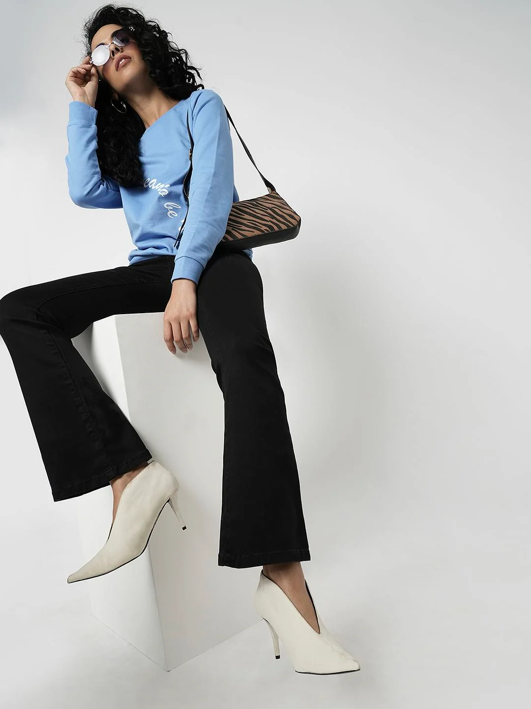 I.Scenery By Vero Moda Black Mid Rise Bootcut Jeans
