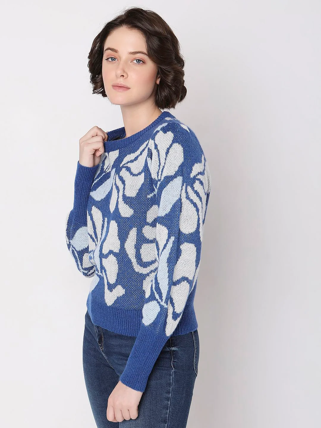 Blue Printed Pullover - Image 3