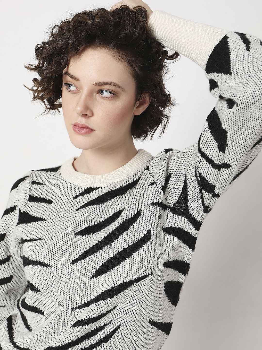 Black Printed Pullover - Image 6