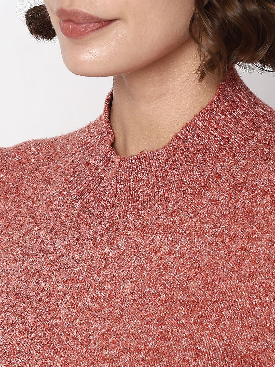 Red High Neck Melange Yarn Pullover - Image 8