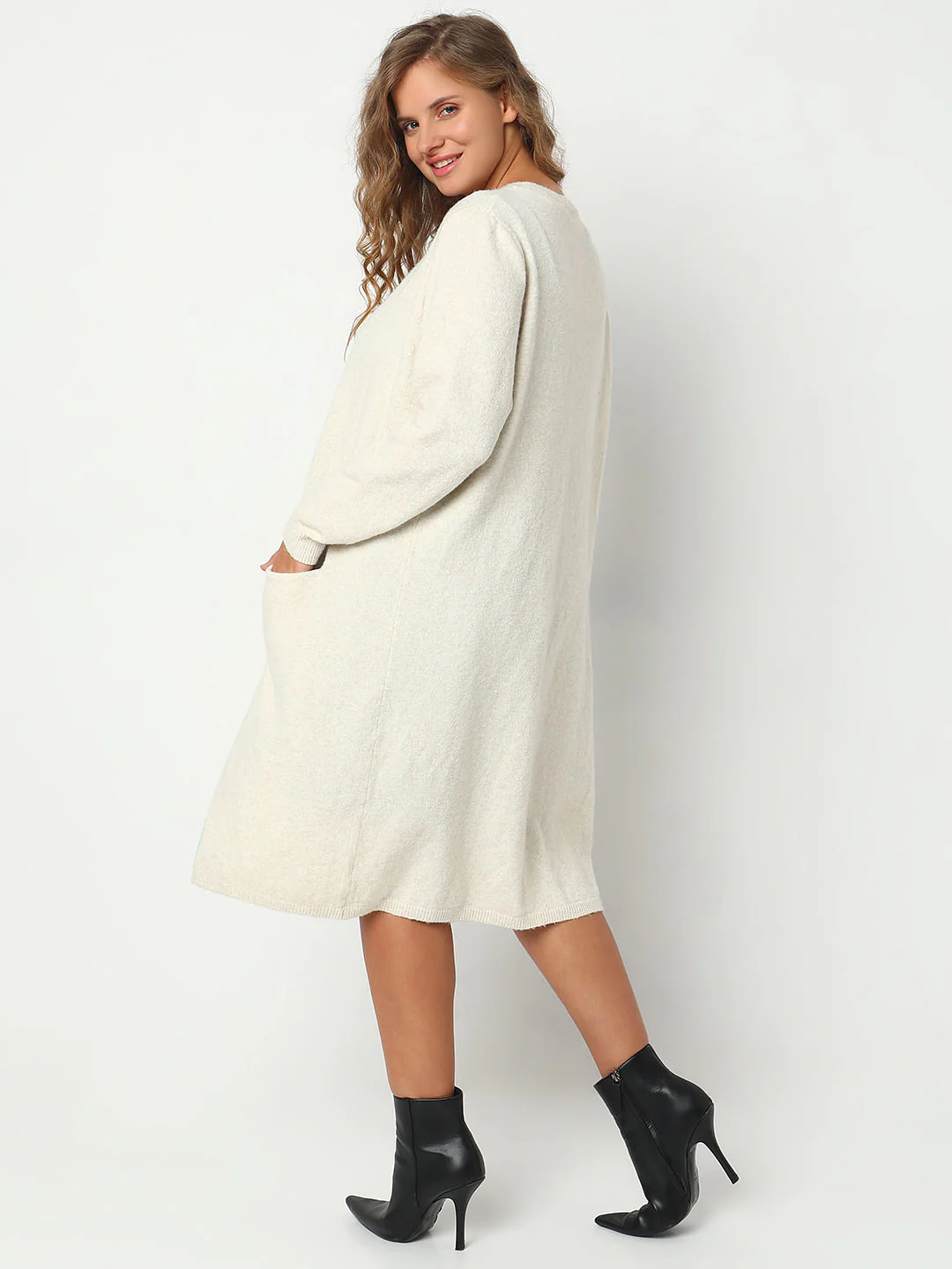 Curve Cream Full Sleeves Long Cardigan - Image 4