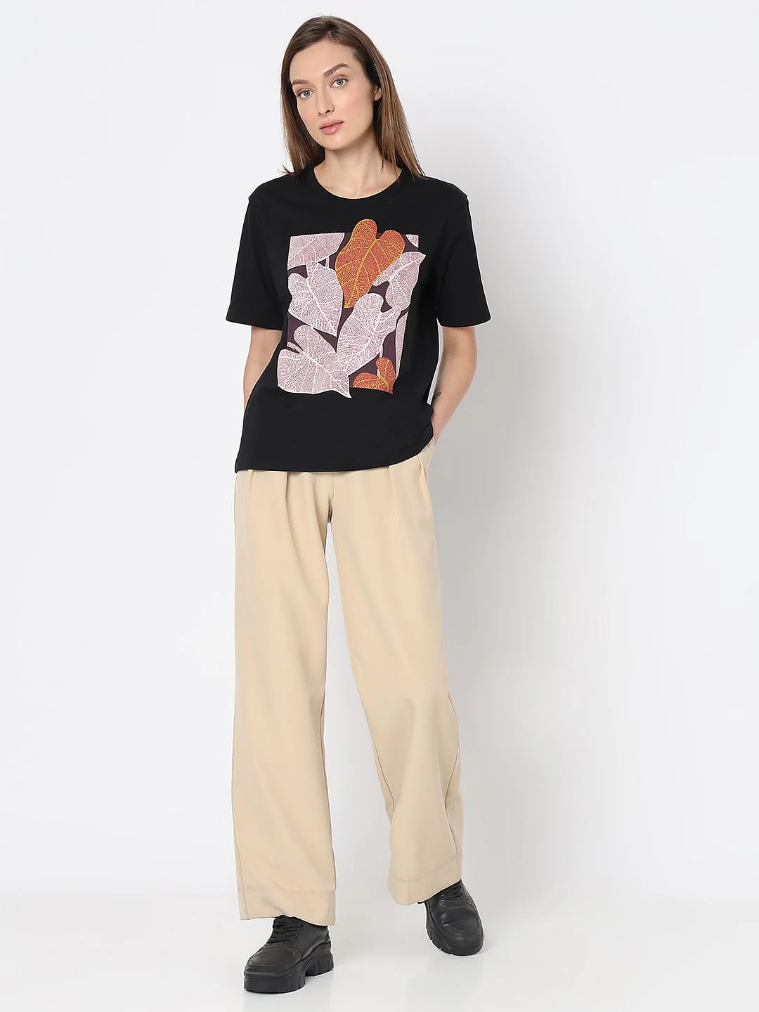 Black Sequin Leaf Print T-Shirt - Image 5