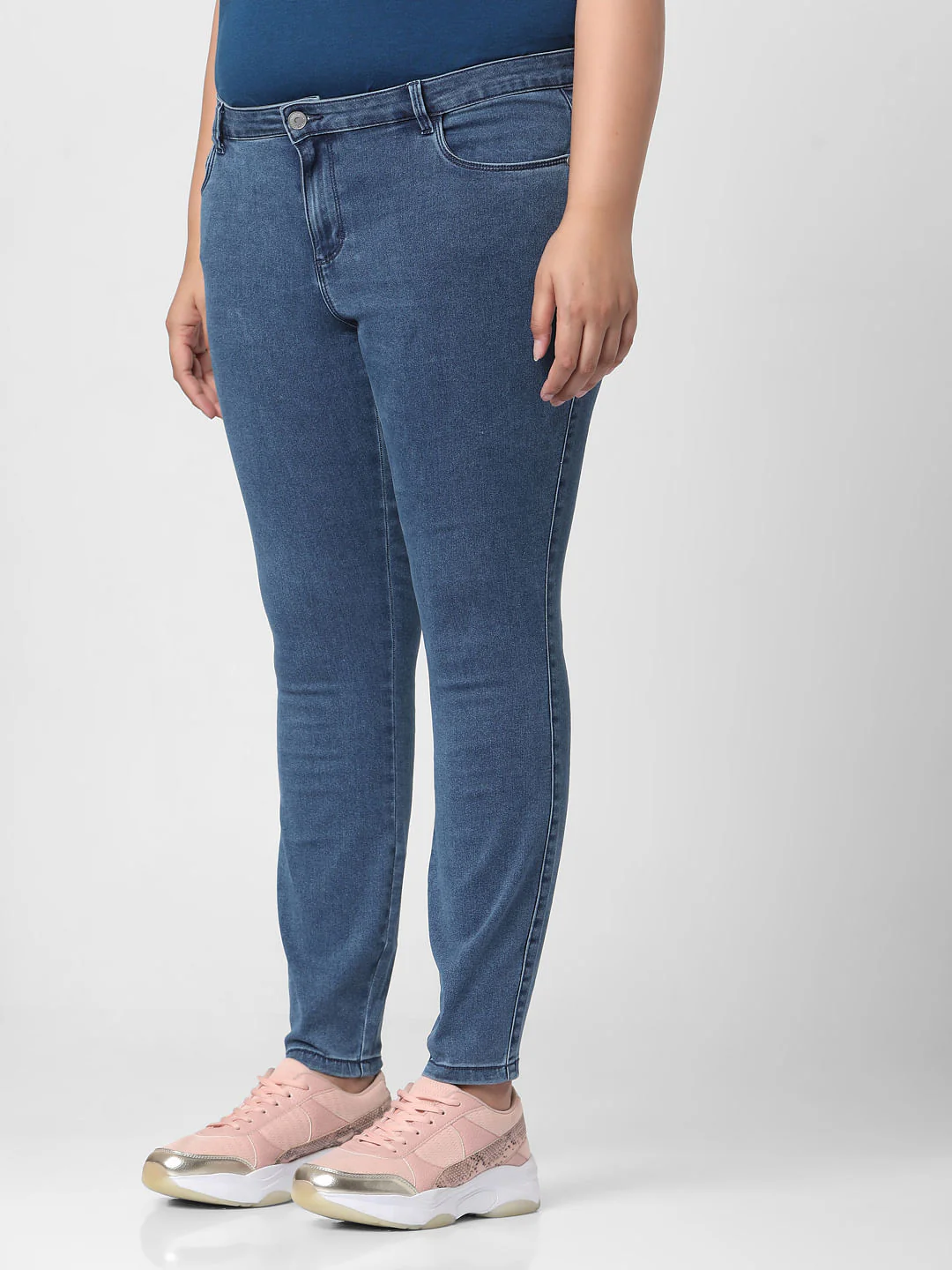 Curve Blue Mid Rise Wendy Wendy Skinny Jeans - Image 3