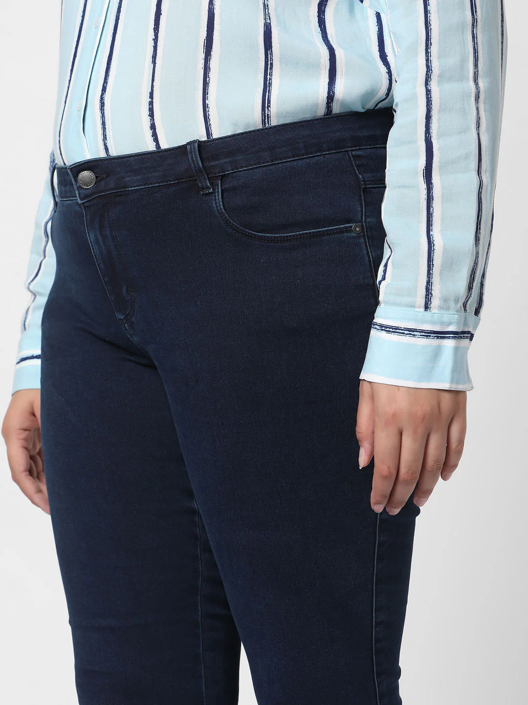 Curve Perfect Blue Mid Rise Jeggings - Image 5