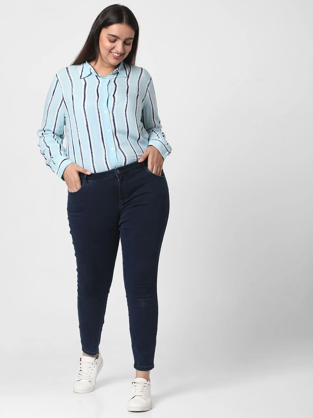 Curve Perfect Blue Mid Rise Jeggings - Image 6