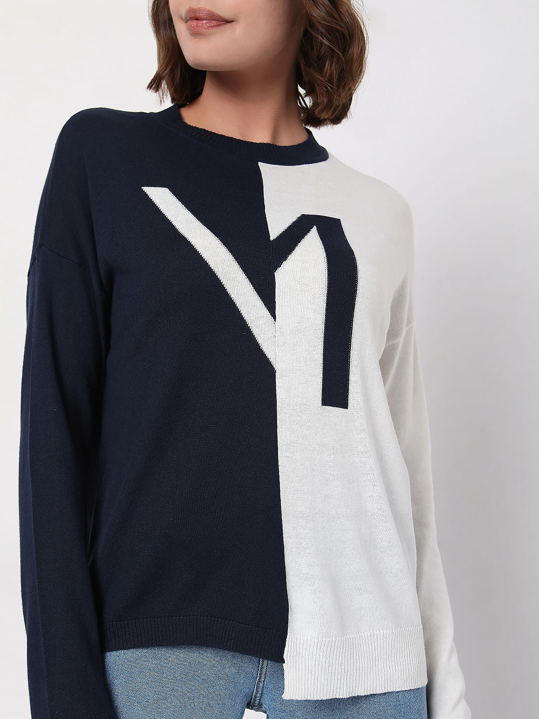 White Colourblocked Sweater - Image 6