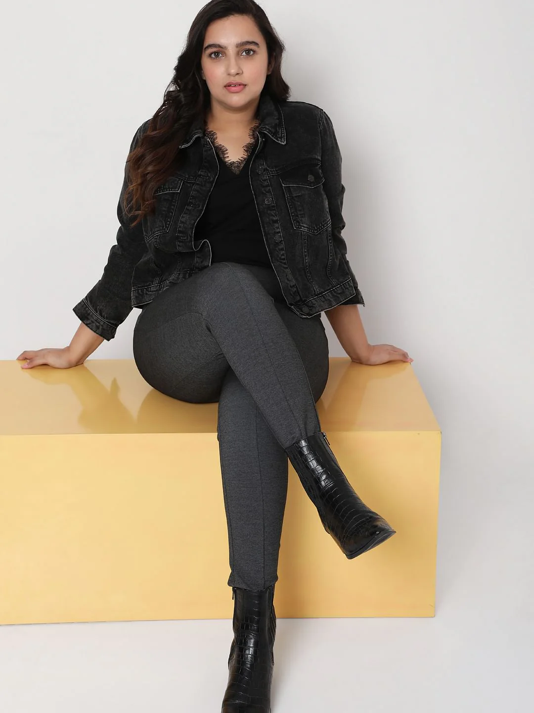 Curve Grey Mid Rise Leggings - Image 2