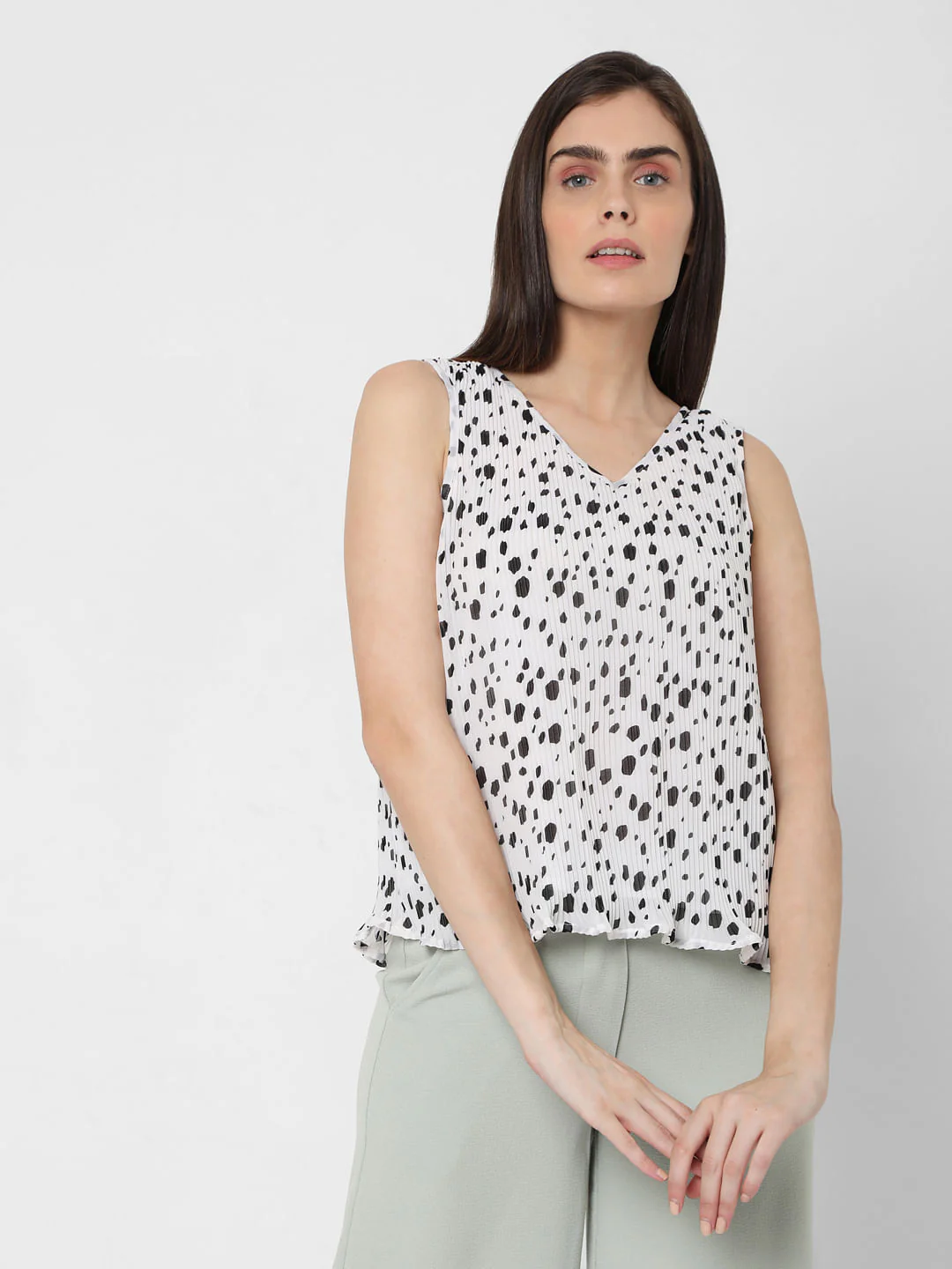 X Cruella White Pleated Co-Ord Set Top - Image 2