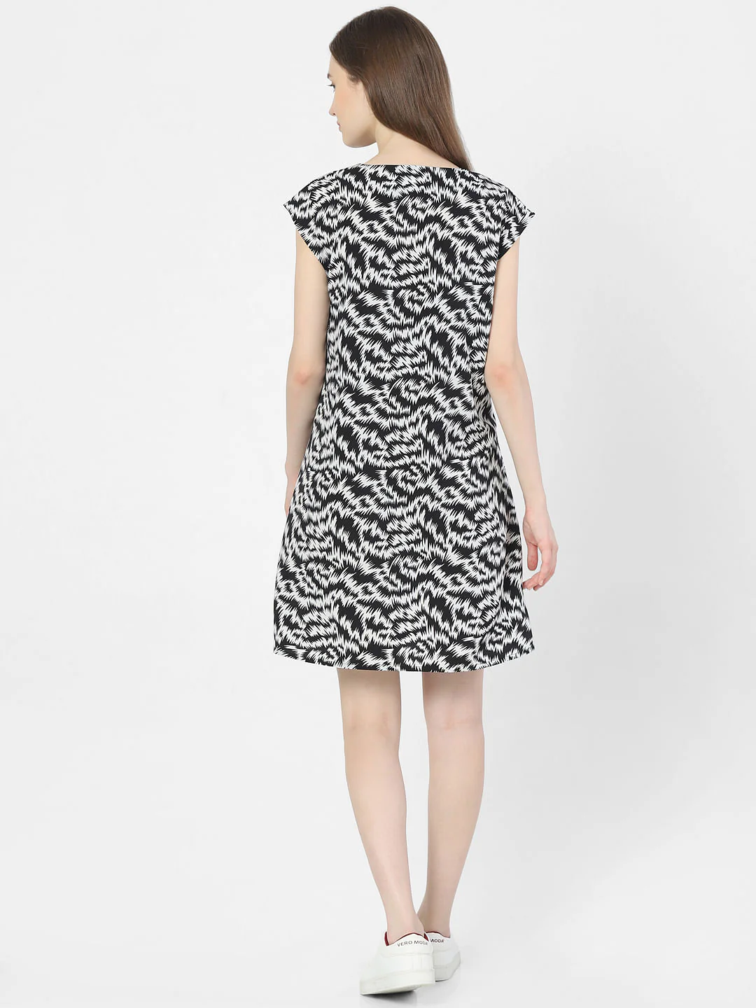 Black Abstract Print Shift Dress - Image 3