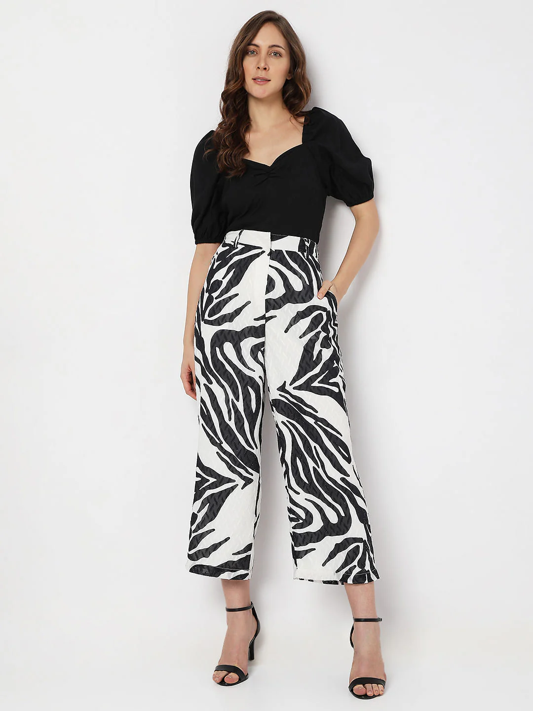 White High Rise Printed Co-Ord Pants - Image 6