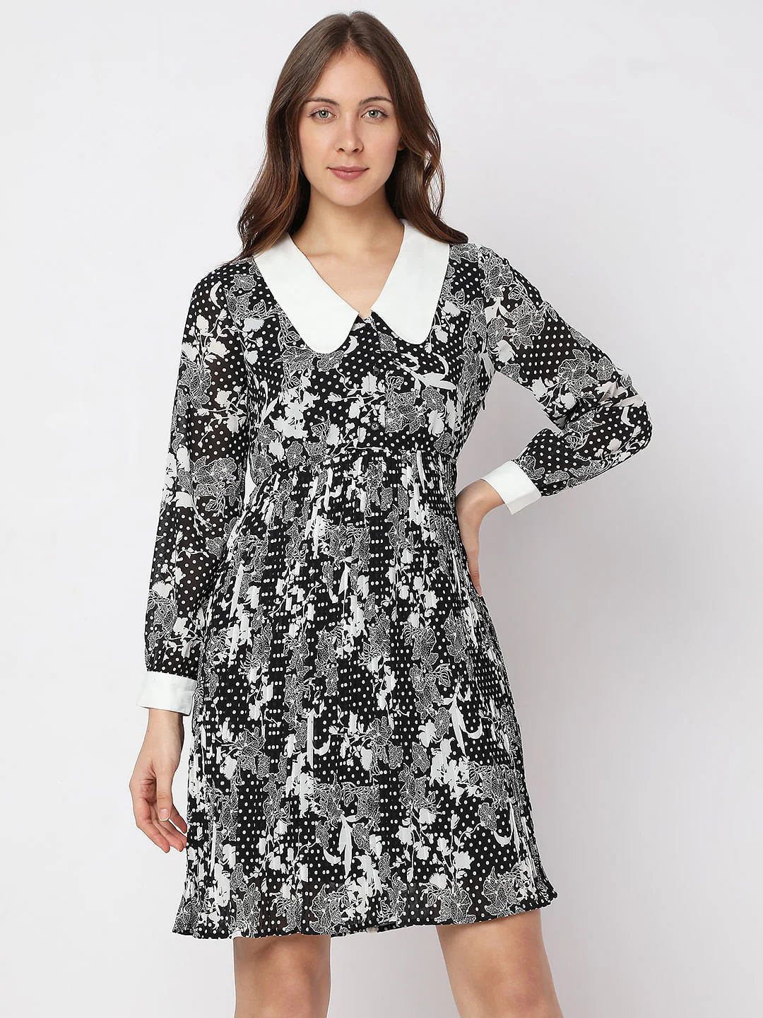 Black Floral Print Shift Dress - Image 2