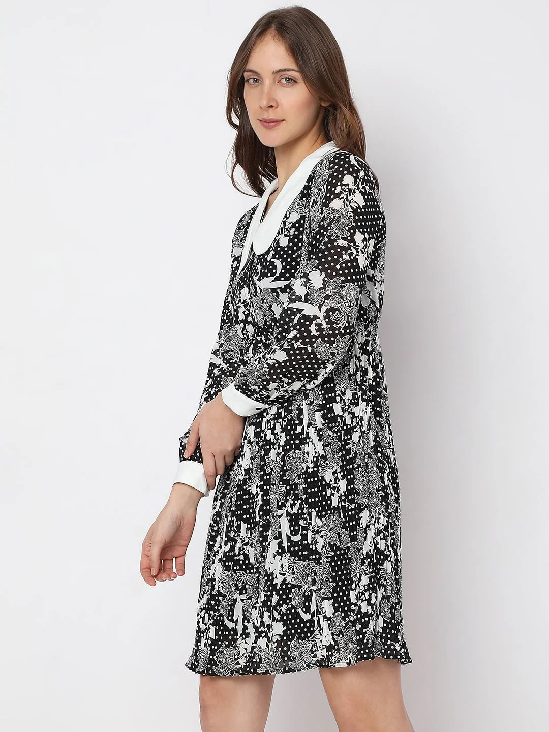 Black Floral Print Shift Dress - Image 3