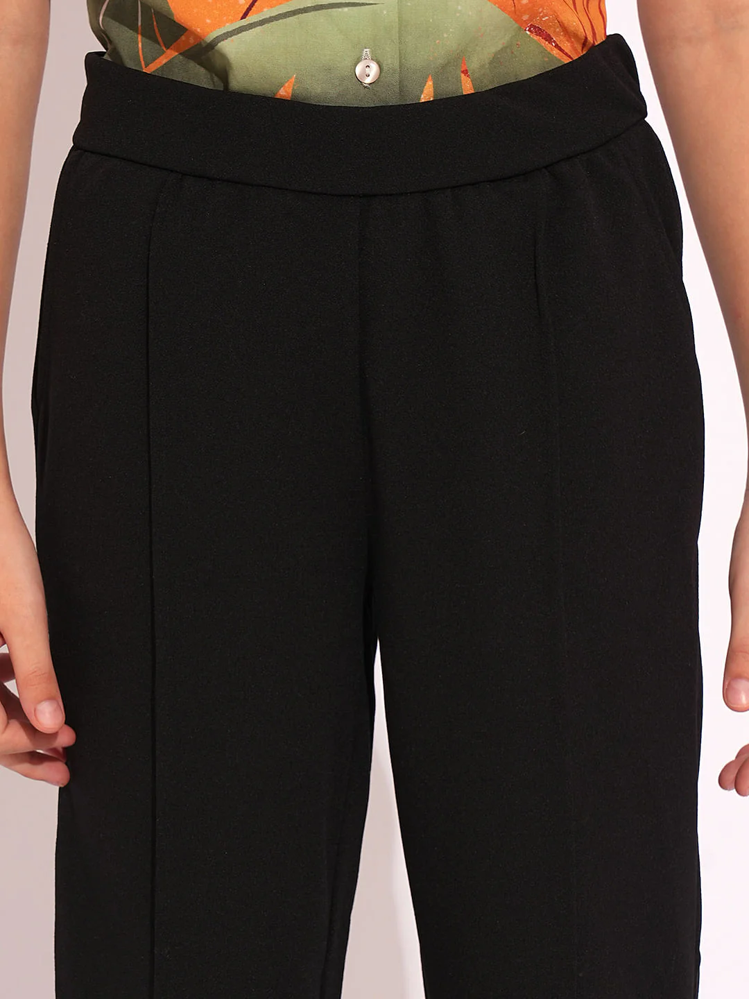 Girls Black Pintuck Pants - Image 4