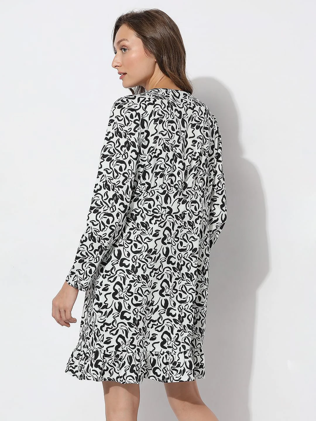 Black Monochrome Short Dress - Image 4