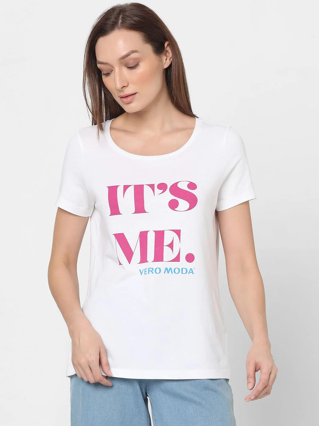 White It'S Me Text T-Shirt - Image 2