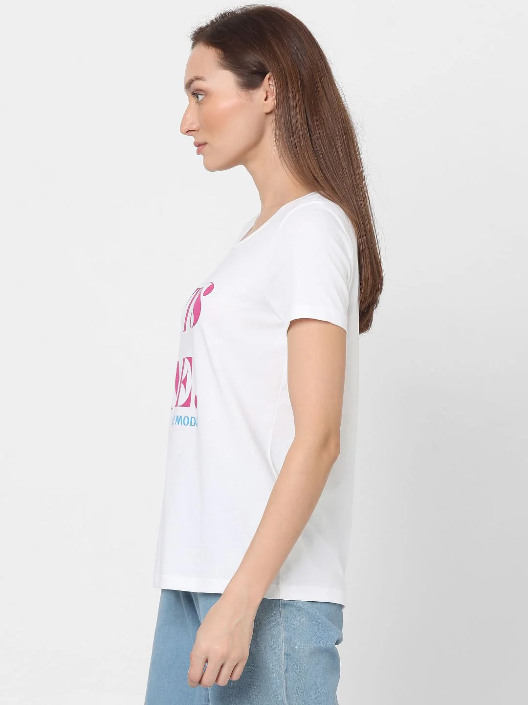 White It'S Me Text T-Shirt - Image 3