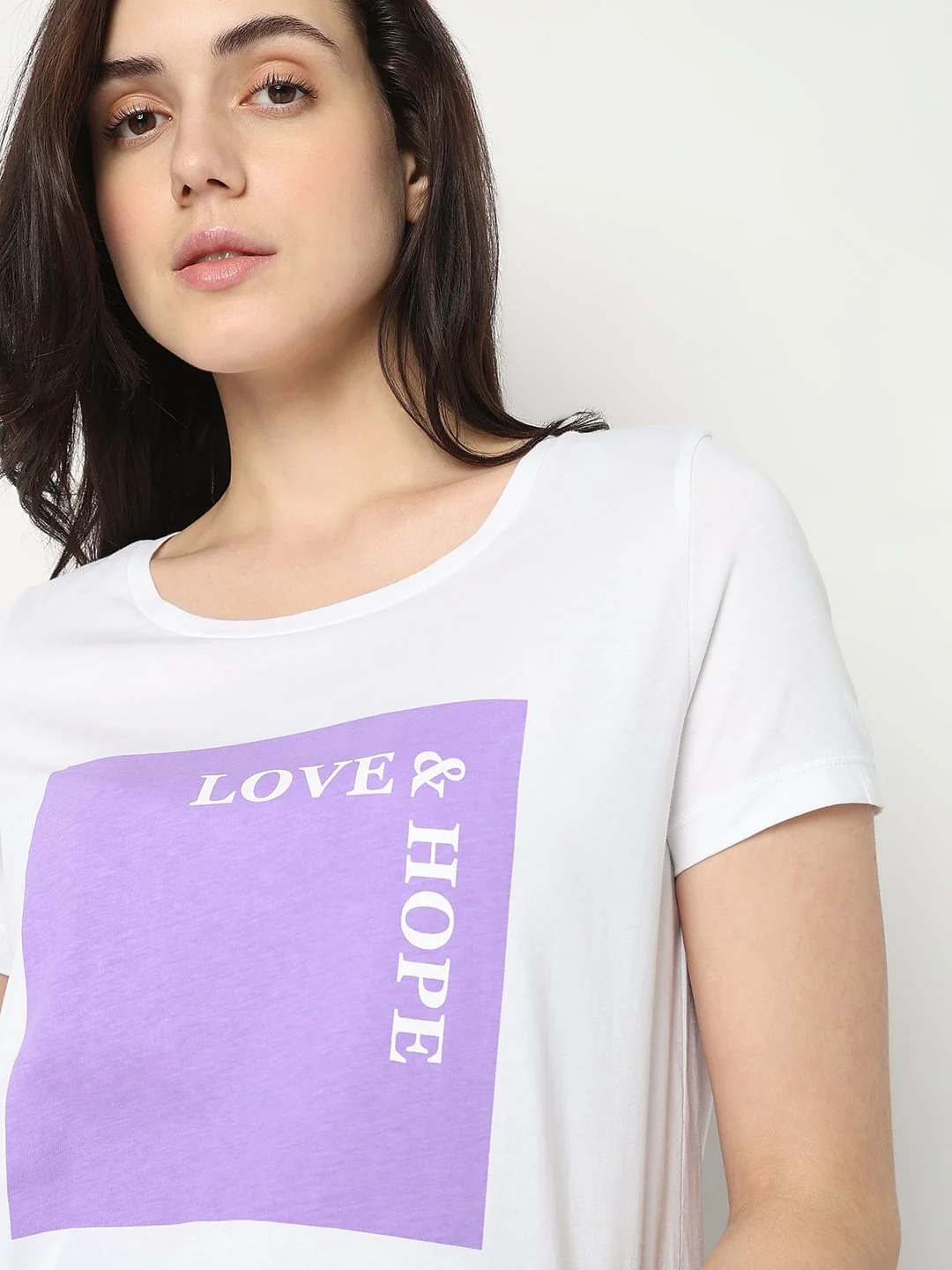 White Graphic Print T-Shirt - Image 6