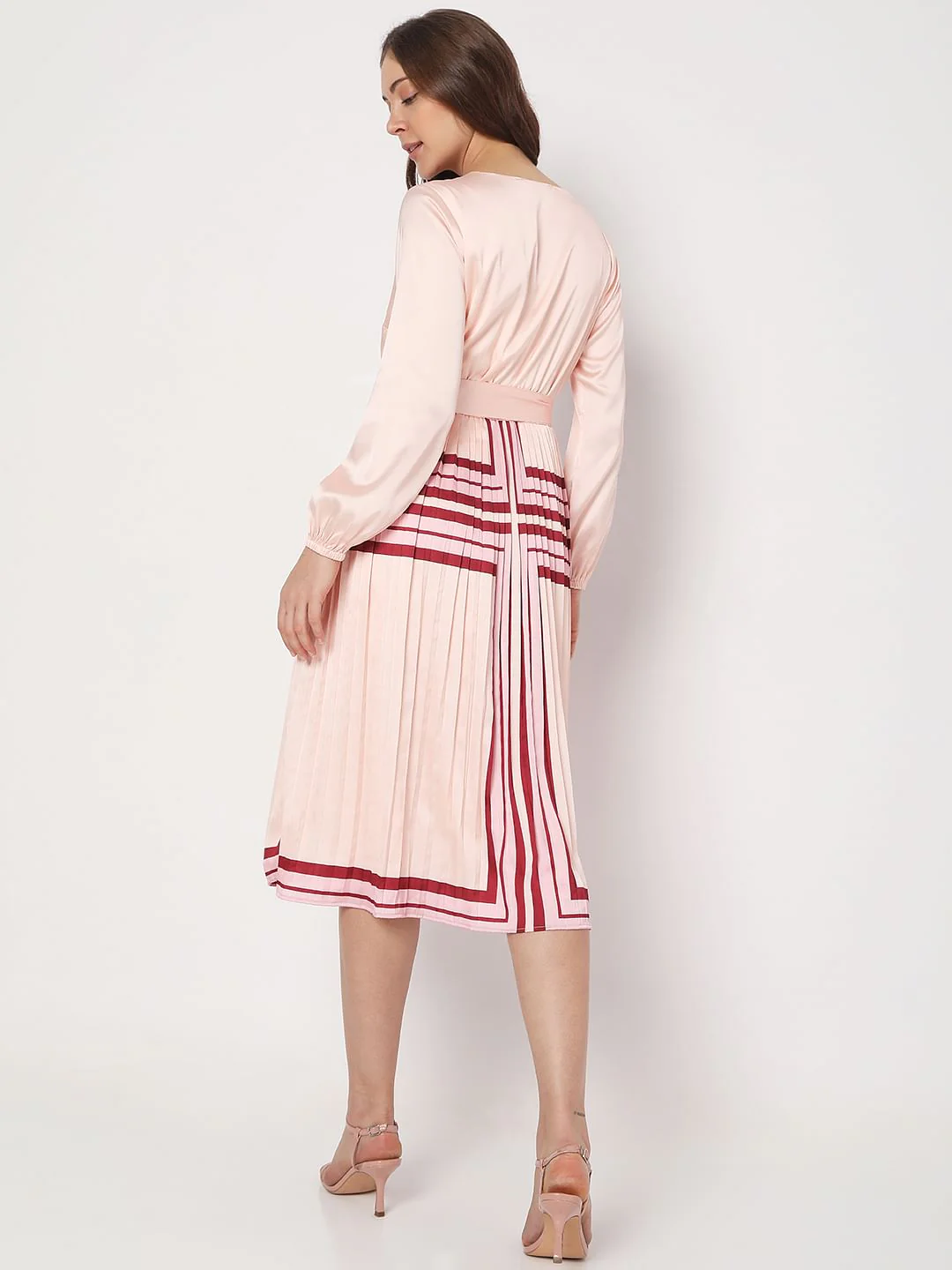 Pink V-Neck Pleated Midi Dress - Image 4
