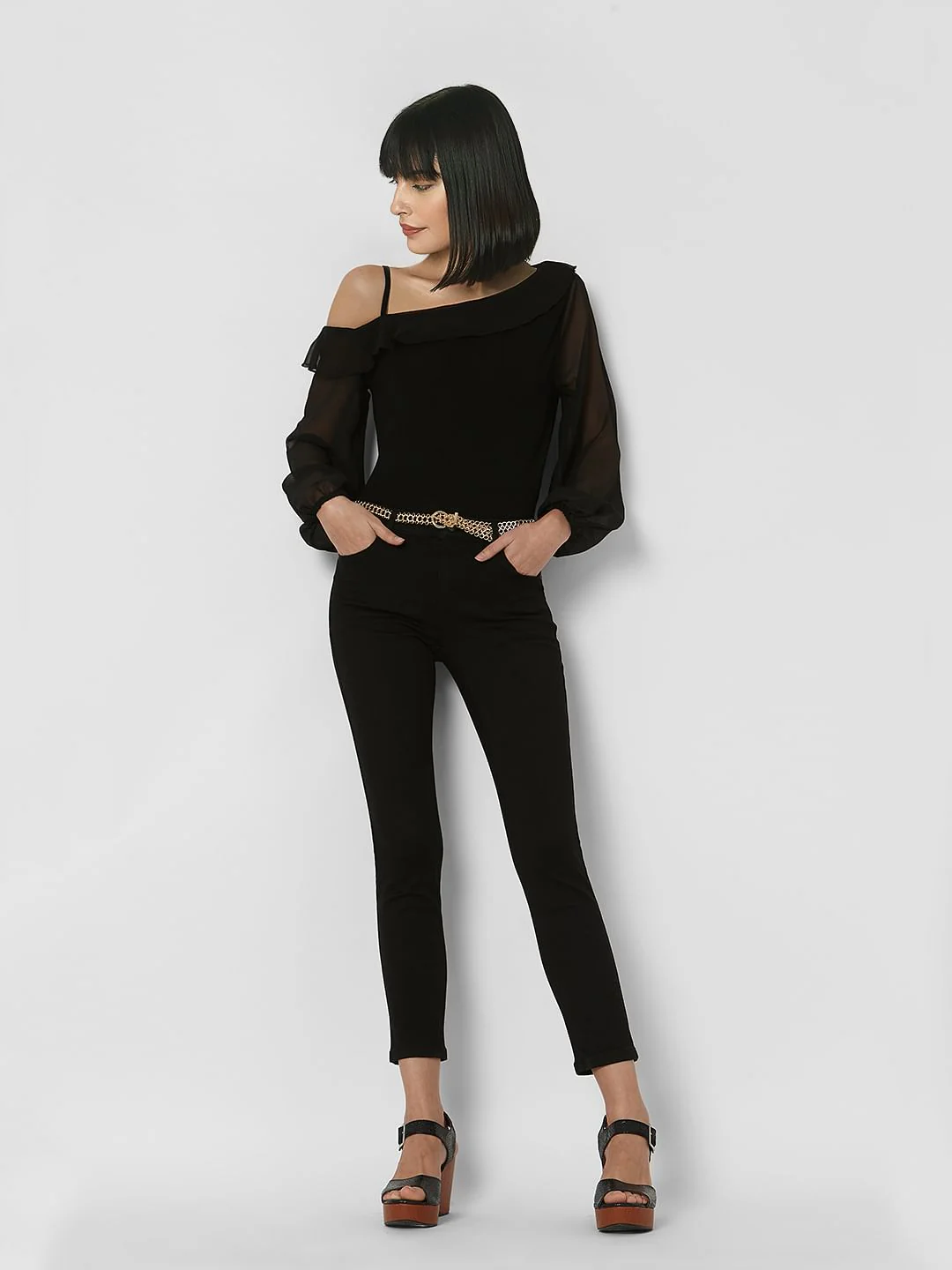 Black Mid Rise Wendy Skinny Jeggings - Image 2