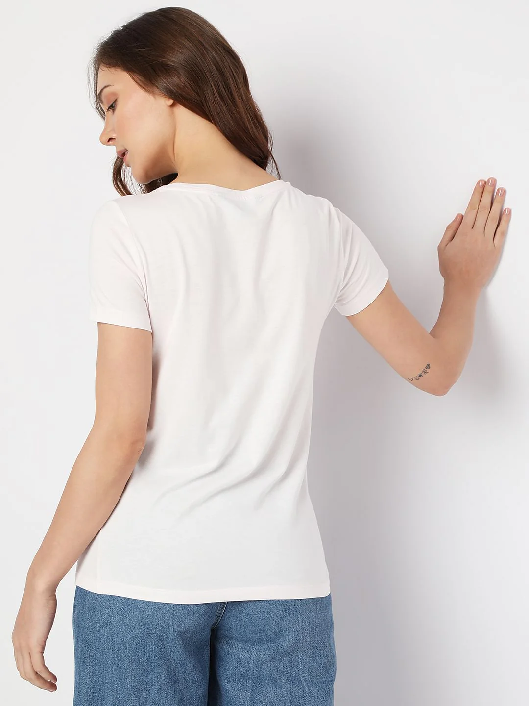White Graphic Print T-Shirt - Image 4