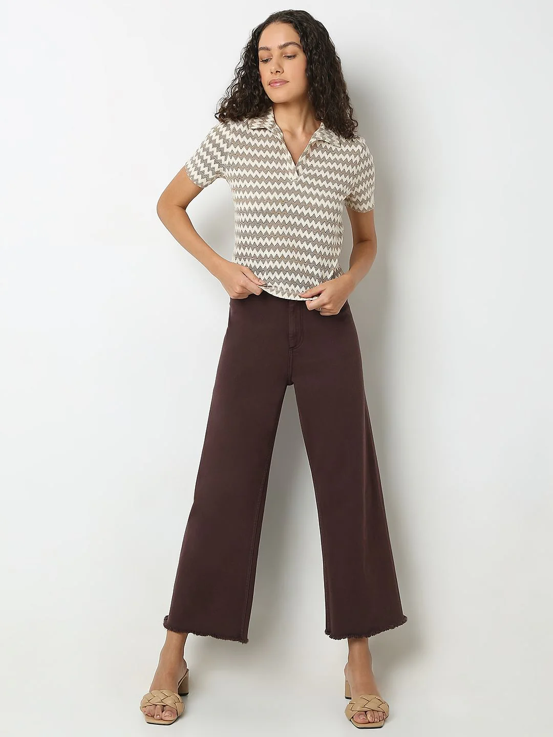 Brown Abstract Print Polo - Image 5