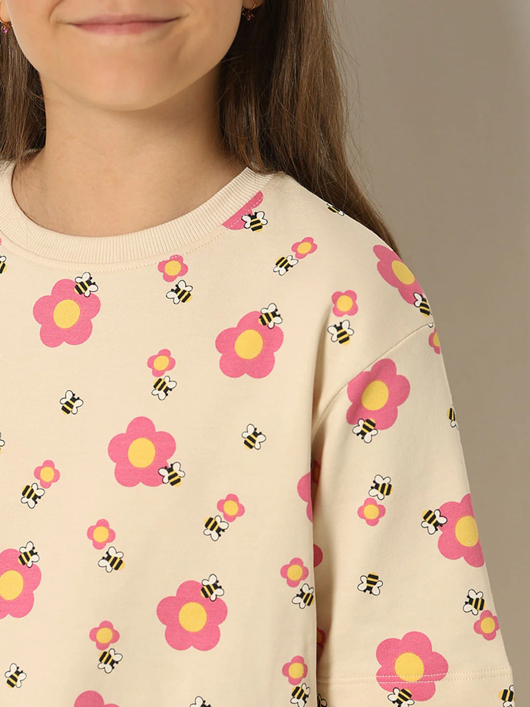 Beige Floral Co-Ord Set T-Shirt - Image 4